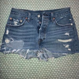 Levi’s 501 Cutoff Shorts